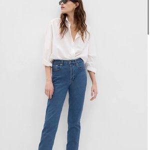 Gap Cheeky Straight High Rise Jeans in Medium Wash